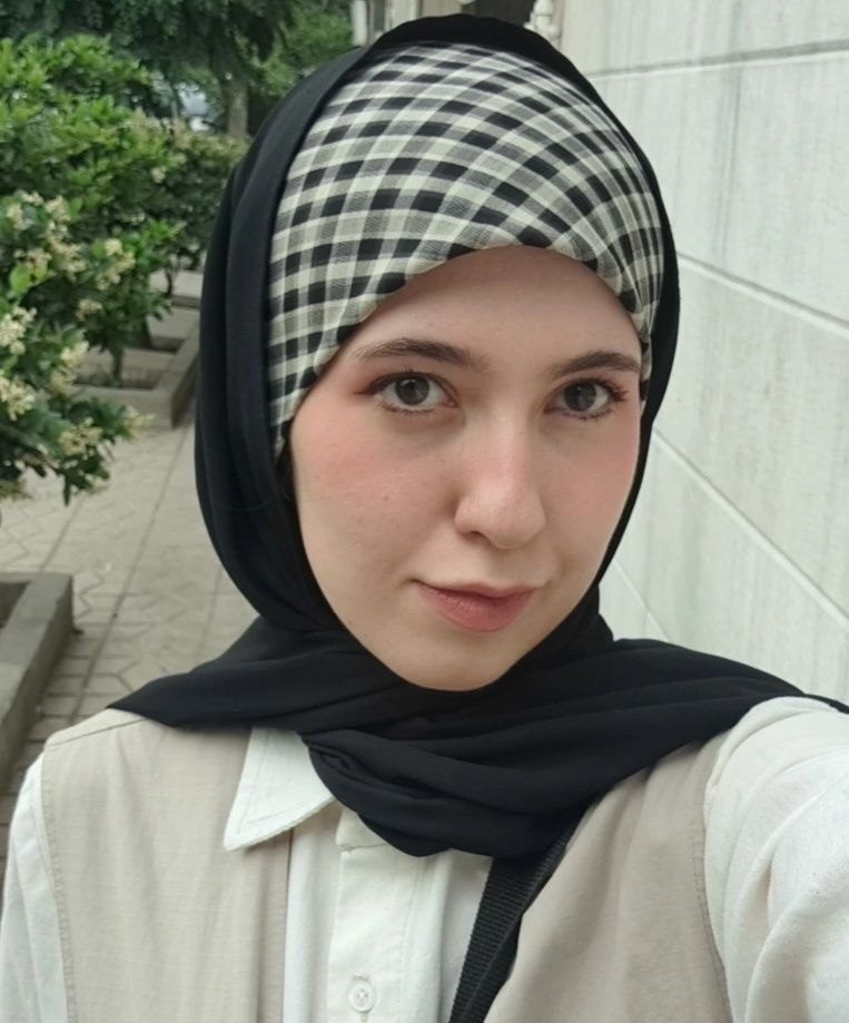 زهرا مردی‌پور